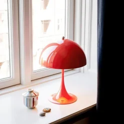 Panthella 250 portabel bordslampa coral