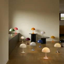 Panthella 250 portabel bordslampa burgundy