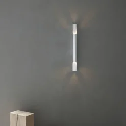 Pan 50 vägglampa aluminium