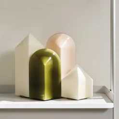 Parade 320 bordslampa shell white glass