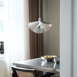 Peel taklampa brushed stainless steel