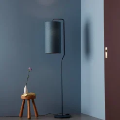 Pensile golvlampa svartstruktur