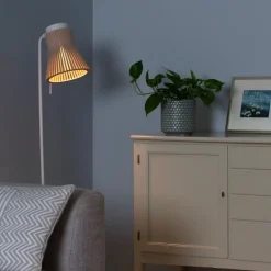 Petite 4610 golvlampa vit