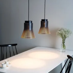 Petite 4600 taklampa svart