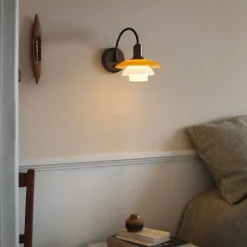 PH 3/2 vägglampa utan sladd med brytare Centenary Edition amber/opal white