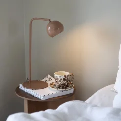 Pop bordslampa brun