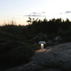 Porta portabel bordslampa vit