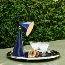 Pose portabel bordslampa indigo