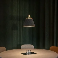 Precious taklampa borstad mässing,/ull