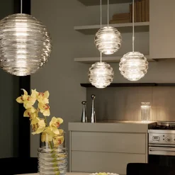 Press Mini Sphere taklampa klar
