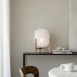 Prisma bordslampa ek/vit