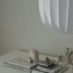 Prisma 35 linen taklampa Vit