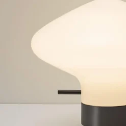 Repose bordslampa svart