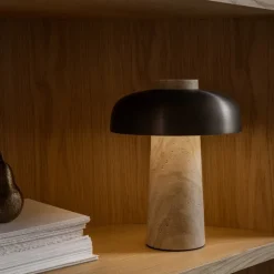 Reverse portabel bordslampa Sand Travertine/bronzed aluminium