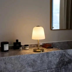 Room 49 portabel bordslampa opal/antik