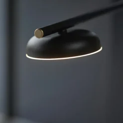 Salto bordslampa svart