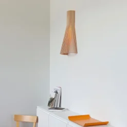 Secto 4230 Väggampa björk