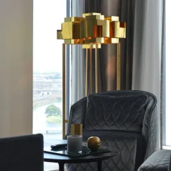 Skyline medium taklampa rå mässing