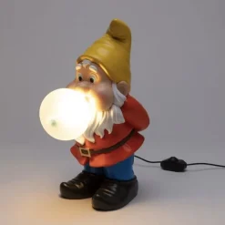 Snooping gummy lamp