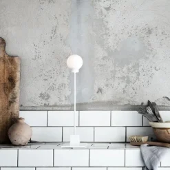 Snowball bordslampa vit
