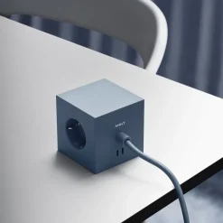 Square 1 grenuttag 30W Dual USB-C & Magnetic base 1,8m Shark Blue