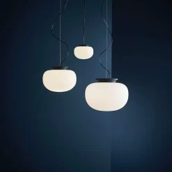 Supernate Ø28 taklampa opal white/black