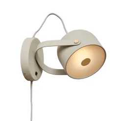 Svejk 13 vägglampa beige