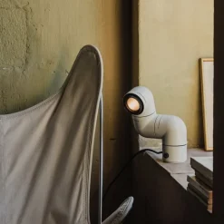 Tatu bord/vägglampa vit