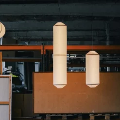 Tekiò Vertical P1 taklampa