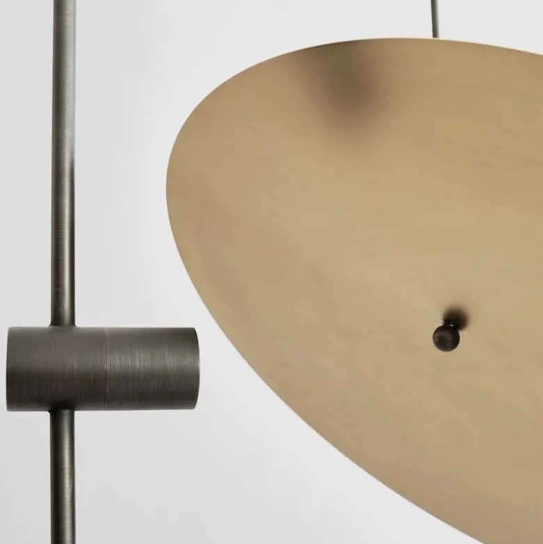The Moon golvlamp brass