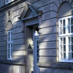 Toldbod 155 Vägglampa utebelysning aluminium