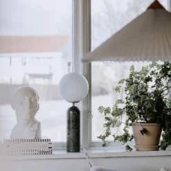 Torrano bordslampa grön/borstad mässing