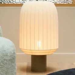 Tradition golvlampa vit