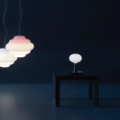 Tray bordlampa svart