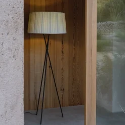 Tripode G5 golvlampa natural