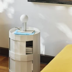 Turn On bordslampa aluminium