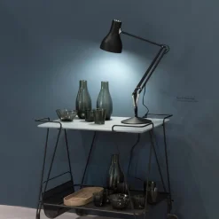 Type 75 bordslampa Jet Black