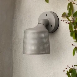 Vipp 551 vägglampa grå