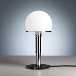 WA 23 Wagenfeld Bordslampa nickel, svartlackerad, opal glas