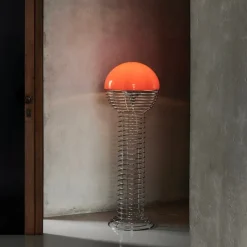 Wire golvlampa krom/orange