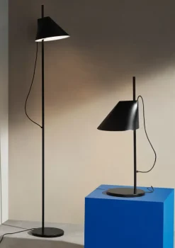 YUH bordslampa black