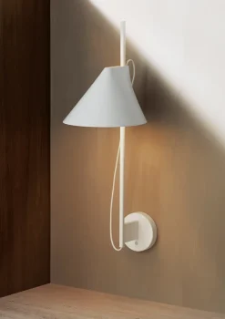 YUH vägglampa white